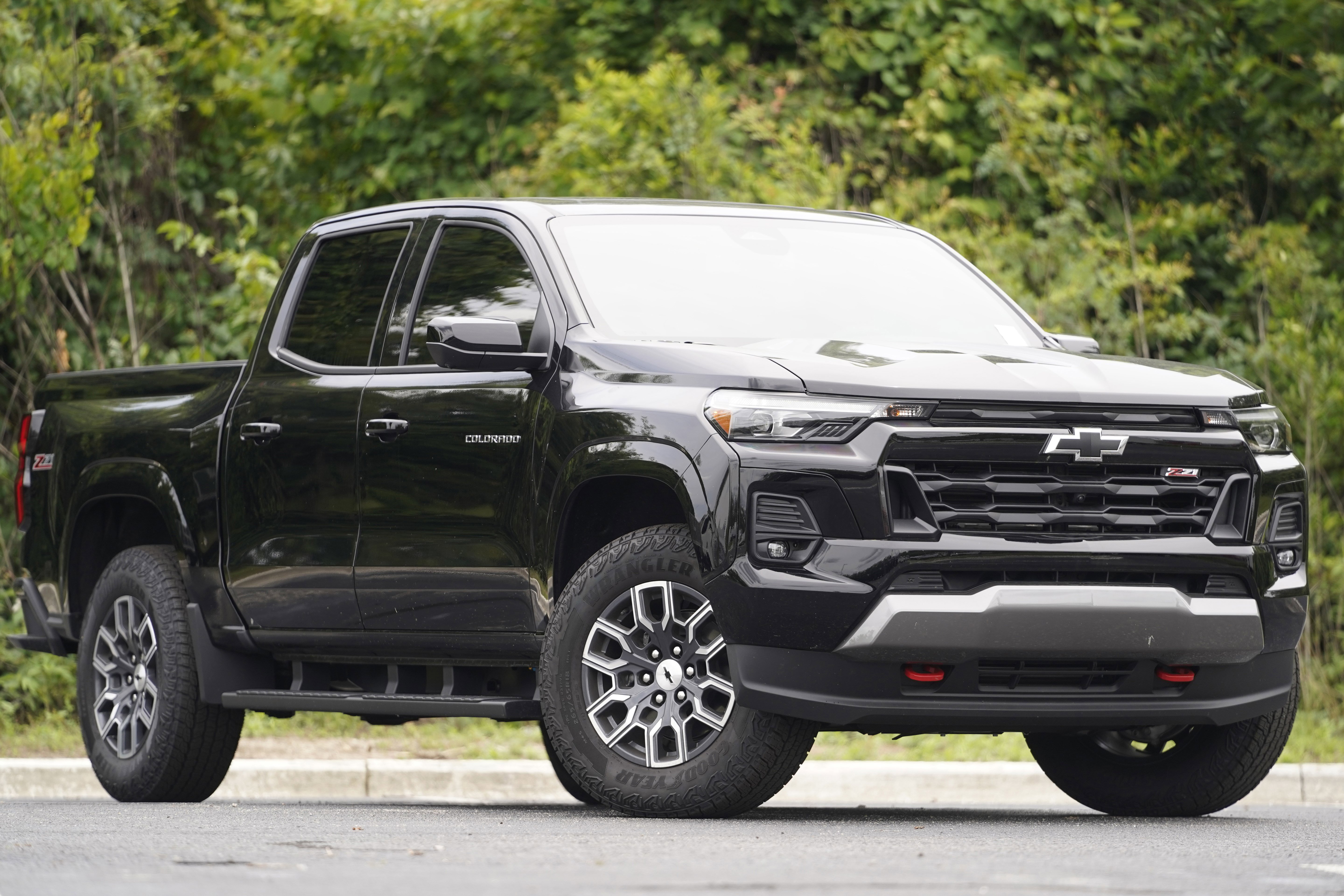 New 2026 Chevrolet Colorado Z71 w/ Technology Package AWD/4WD image 2