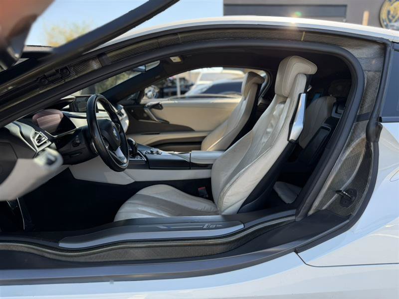 Used 2015 BMW i8 AWD/4WD image 30