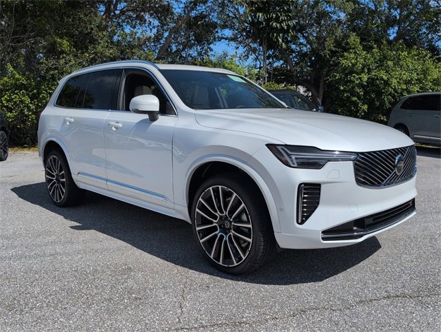 New 2026 Volvo XC90 B6 Plus image 2