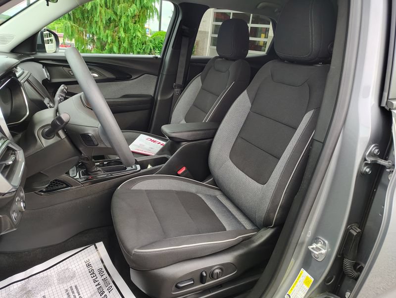 Certified 2023 Chevrolet TrailBlazer LT FWD image 12