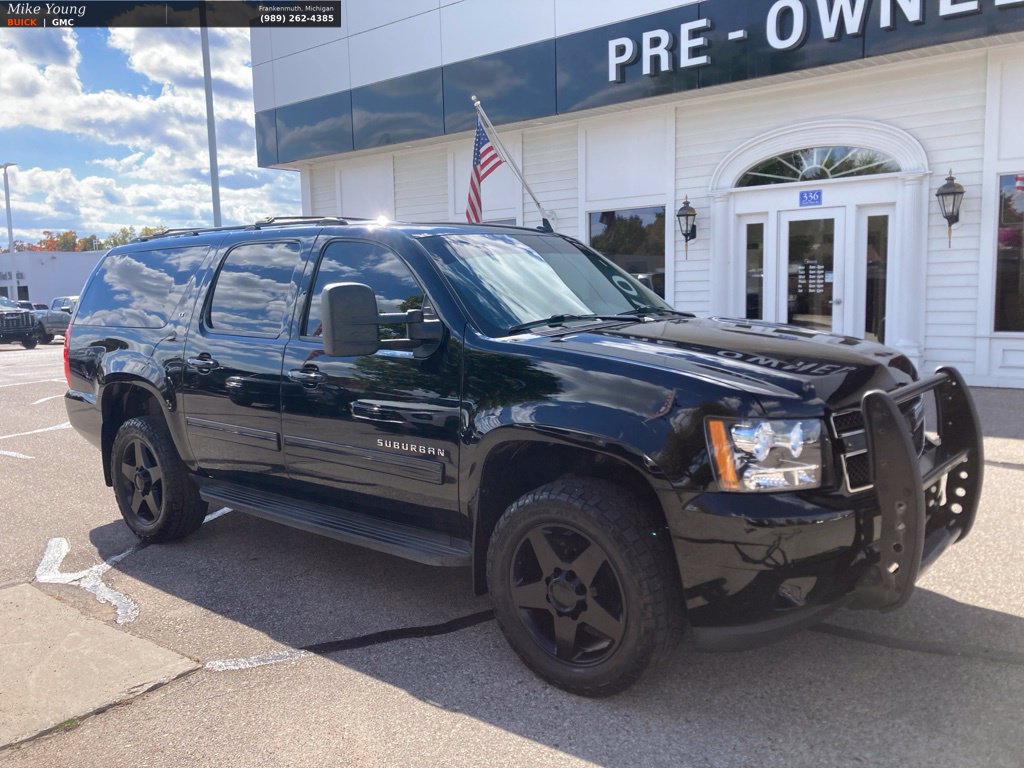 Used 2012 Chevrolet Suburban 2500 LT AWD/4WD image 3