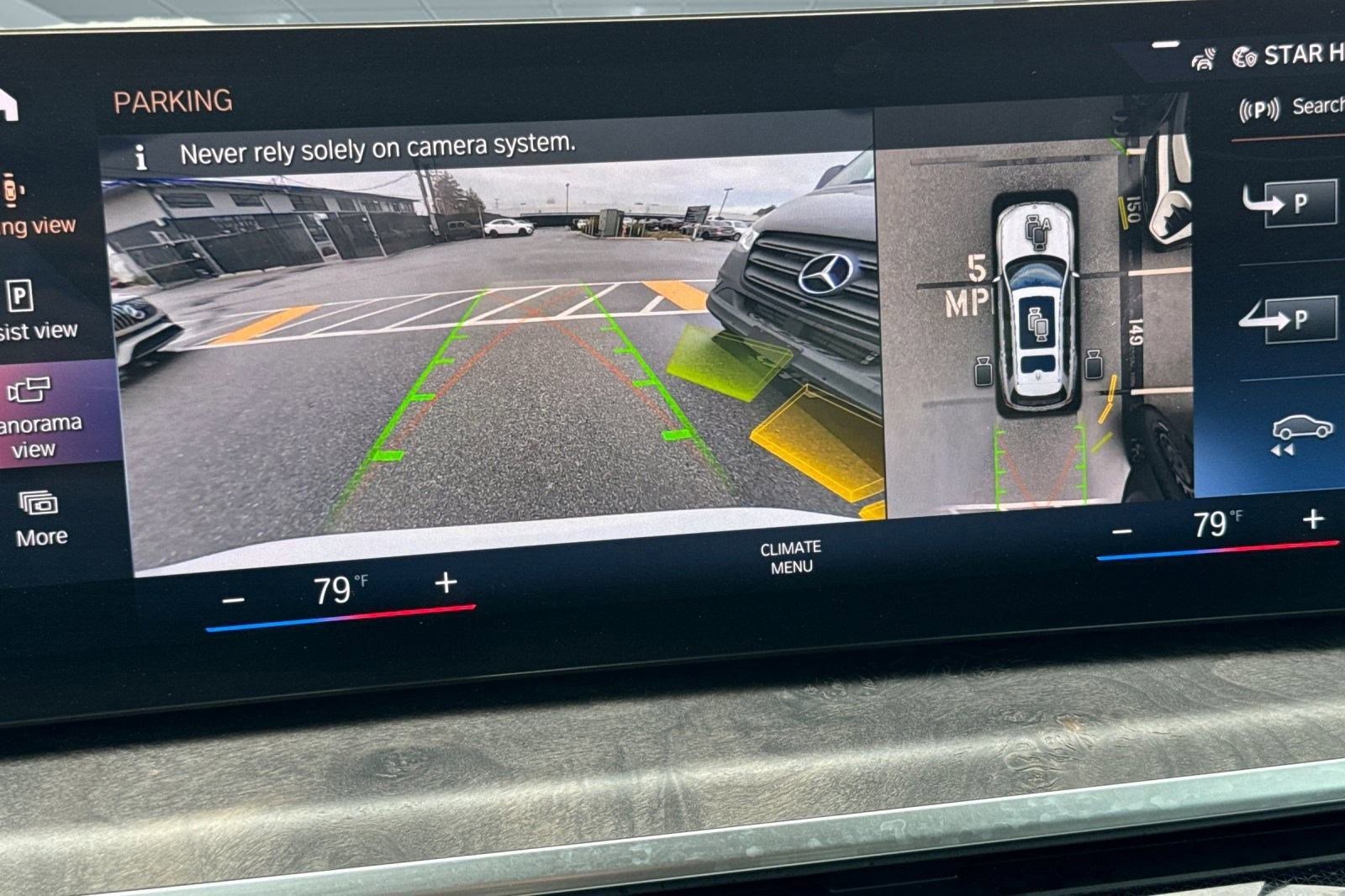 Used 2023 BMW X7 xDrive40i w/ Premium Package image 24