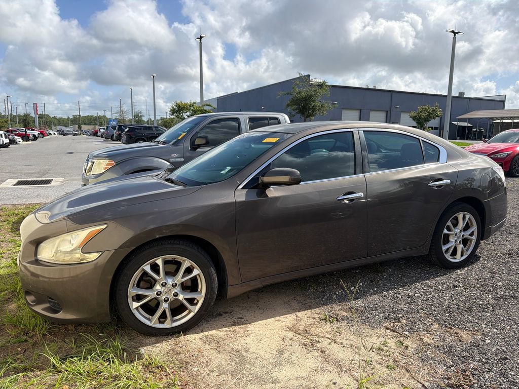 Used 2013 Nissan Maxima 3.5 S FWD image 2