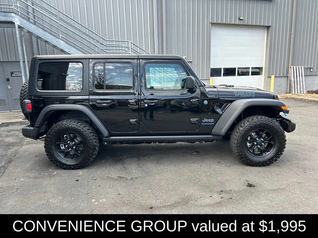 Used 2024 Jeep Wrangler Unlimited image 2