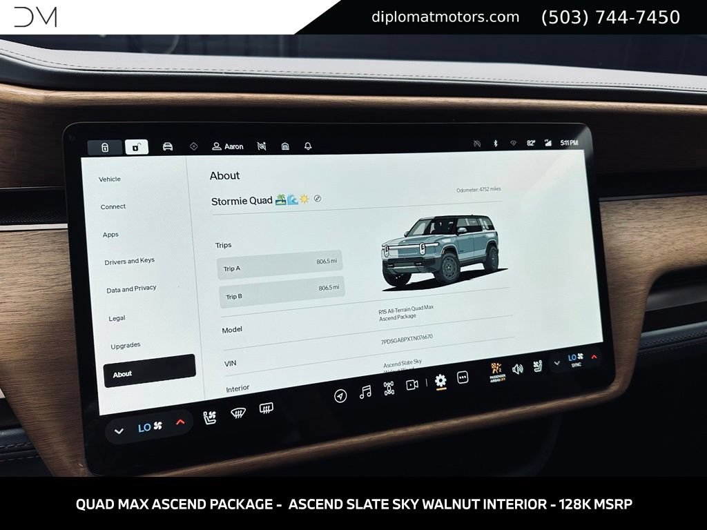 Used 2026 Rivian R1S Premium AWD/4WD image 38