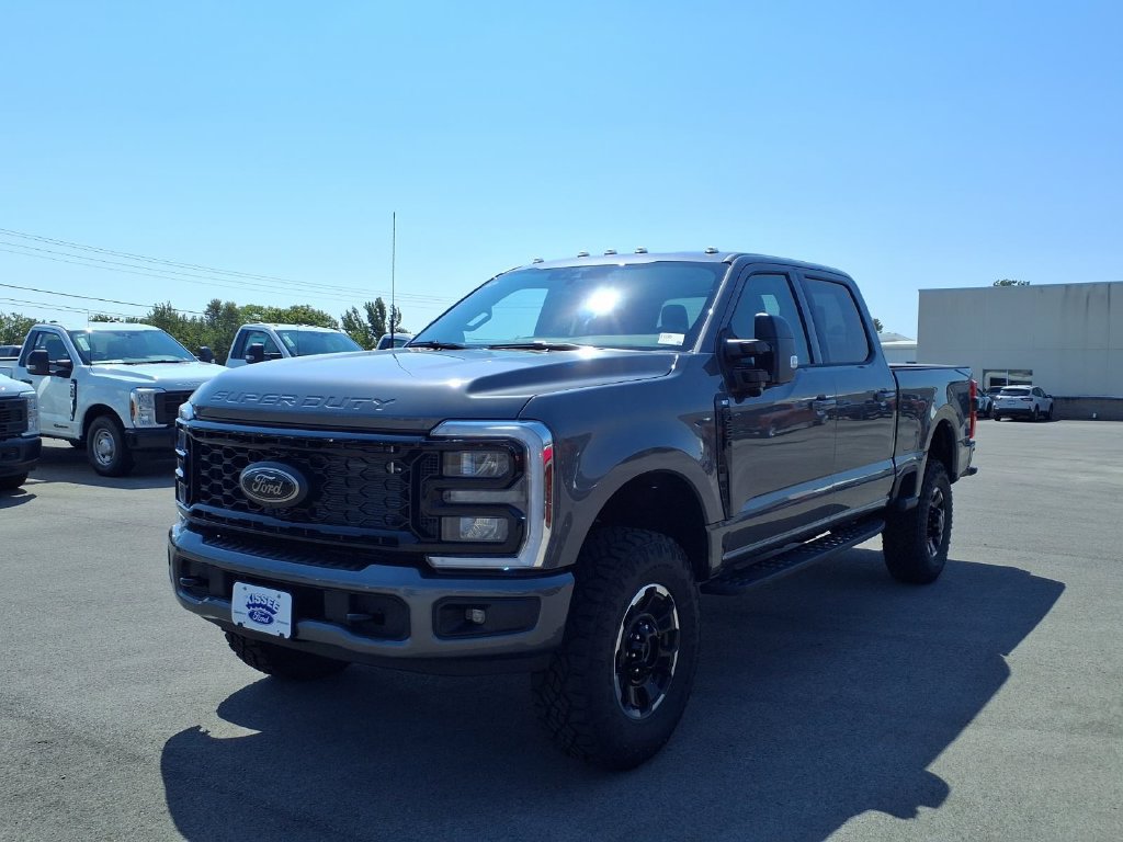 New 2026 Ford F250 XLT w/ XLT Premium Package AWD/4WD image 9