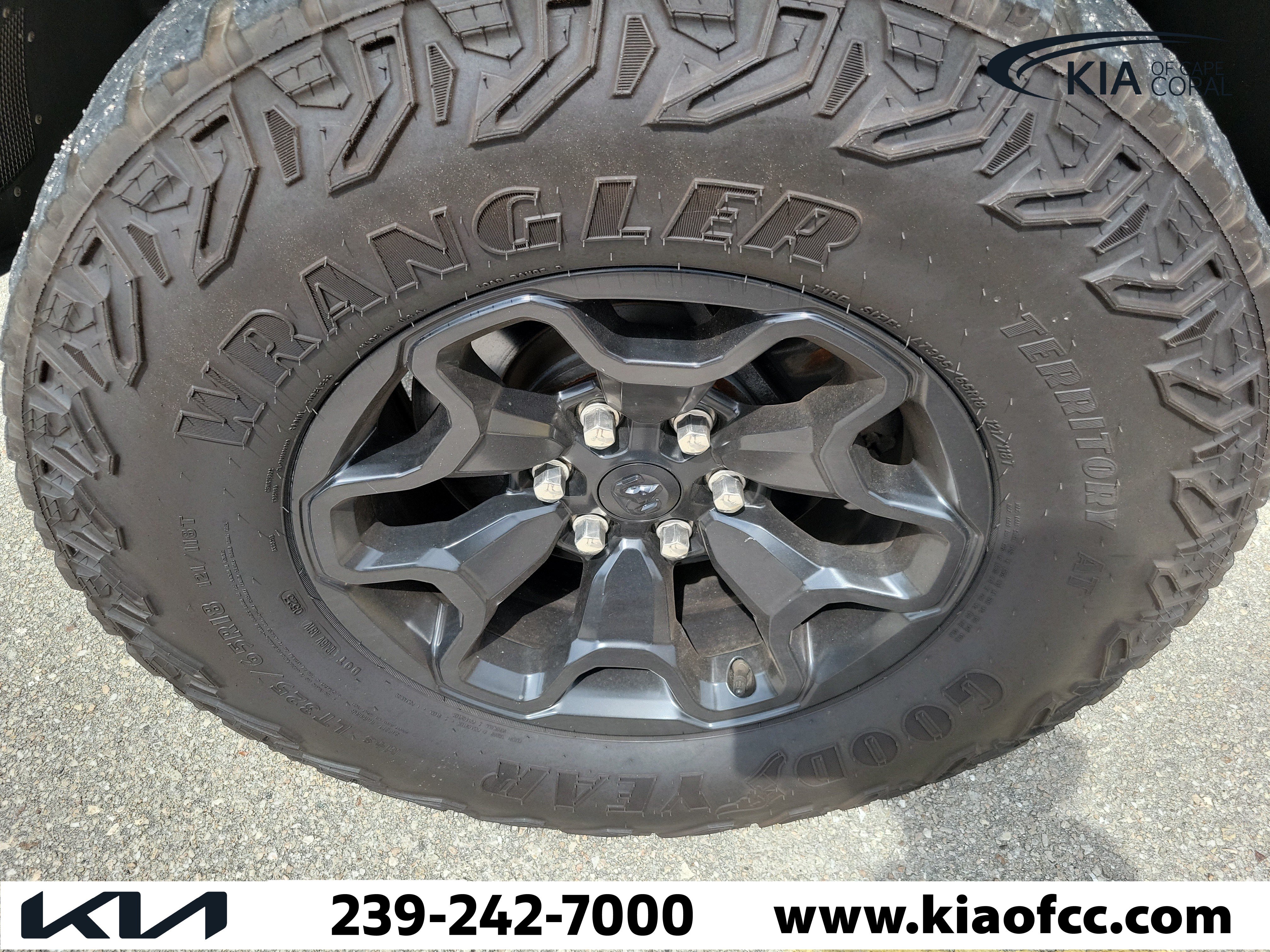 Used 2023 RAM 1500 TRX w/ TRX Level 1 Equipment Group AWD/4WD image 5