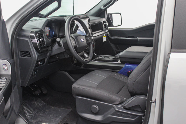 New 2026 Ford F150 STX w/ Equipment Group 200A AWD/4WD image 17
