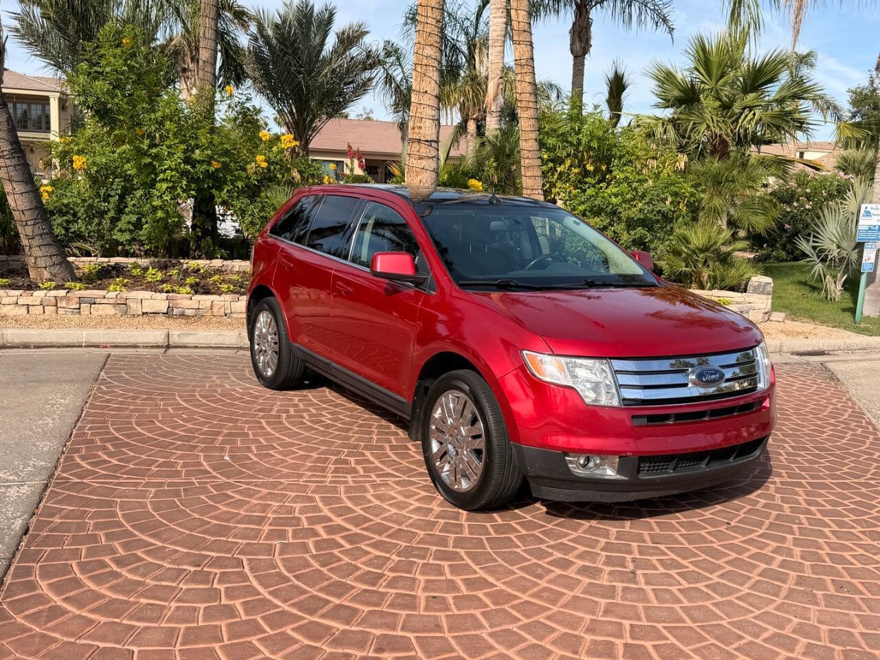Used 2010 Ford Edge Limited AWD/4WD image 3
