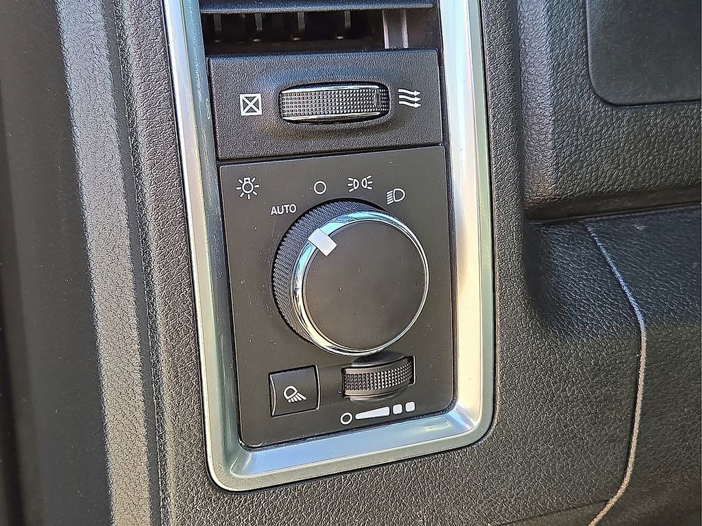 Used 2021 RAM 1500 Classic Warlock w/ Electronics Group image 13
