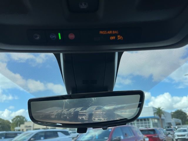 Used 2021 GMC Yukon XL Denali w/ Denali Premium Package image 36