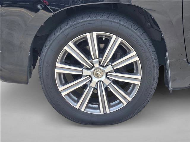 Used 2016 Lexus LX 570 4WD w/ Luxury Package image 14