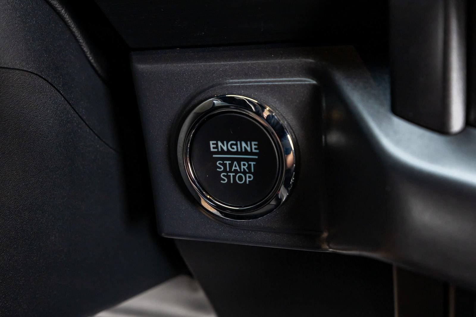 Used 2025 Ford F150 XLT w/ Equipment Group 302A MID AWD/4WD image 22