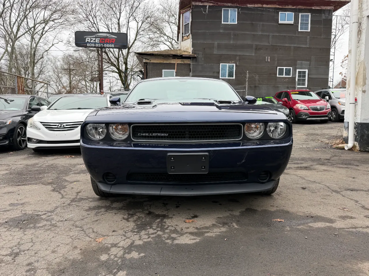 Used 2014 Dodge Challenger SXT RWD image 16