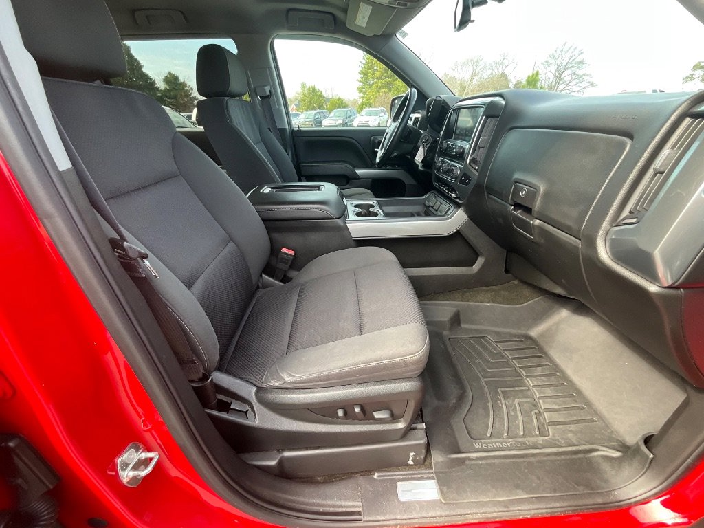 Used 2017 Chevrolet Silverado 1500 LT w/ All Star Edition image 30