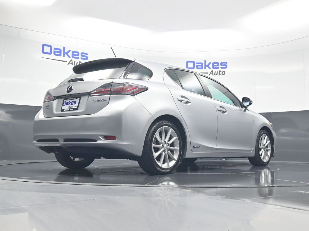 Used 2013 Lexus CT 200h w/ Premium Pkg w/Navigation FWD image 44