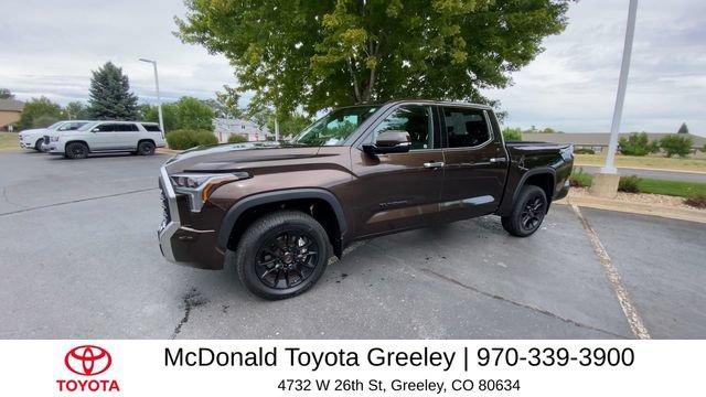 Used 2022 Toyota Tundra Limited w/ TRD Off-Road Package AWD/4WD image 4