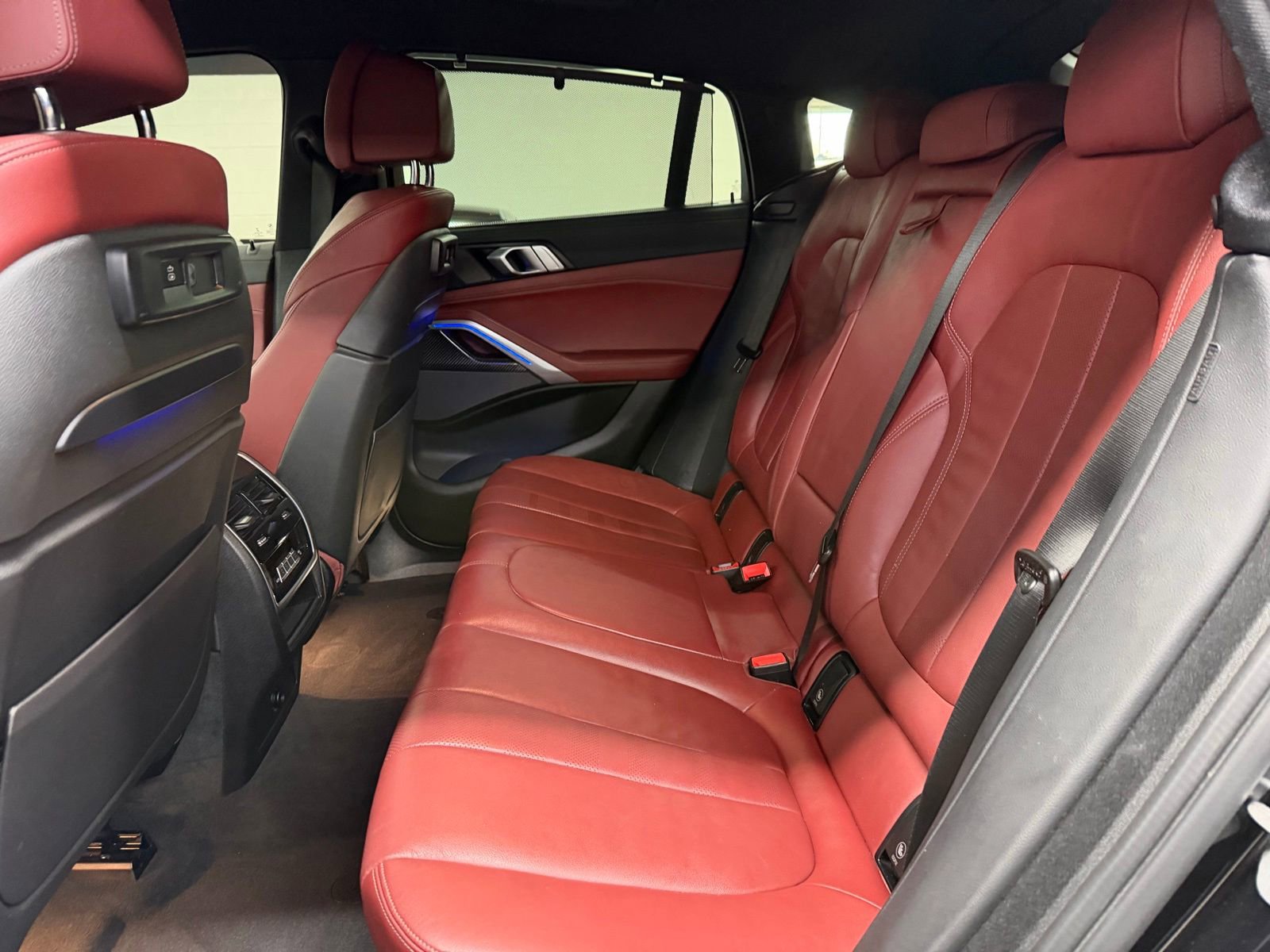 Used 2021 BMW X6 M50i w/ Executive Package AWD/4WD image 22