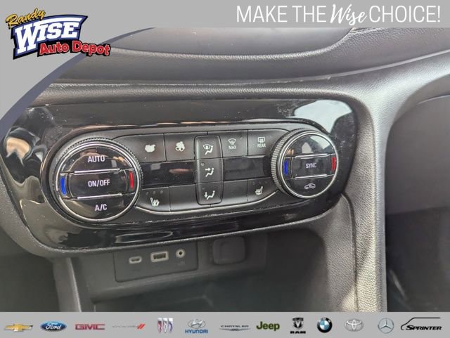 Used 2021 Buick Encore GX Essence image 15