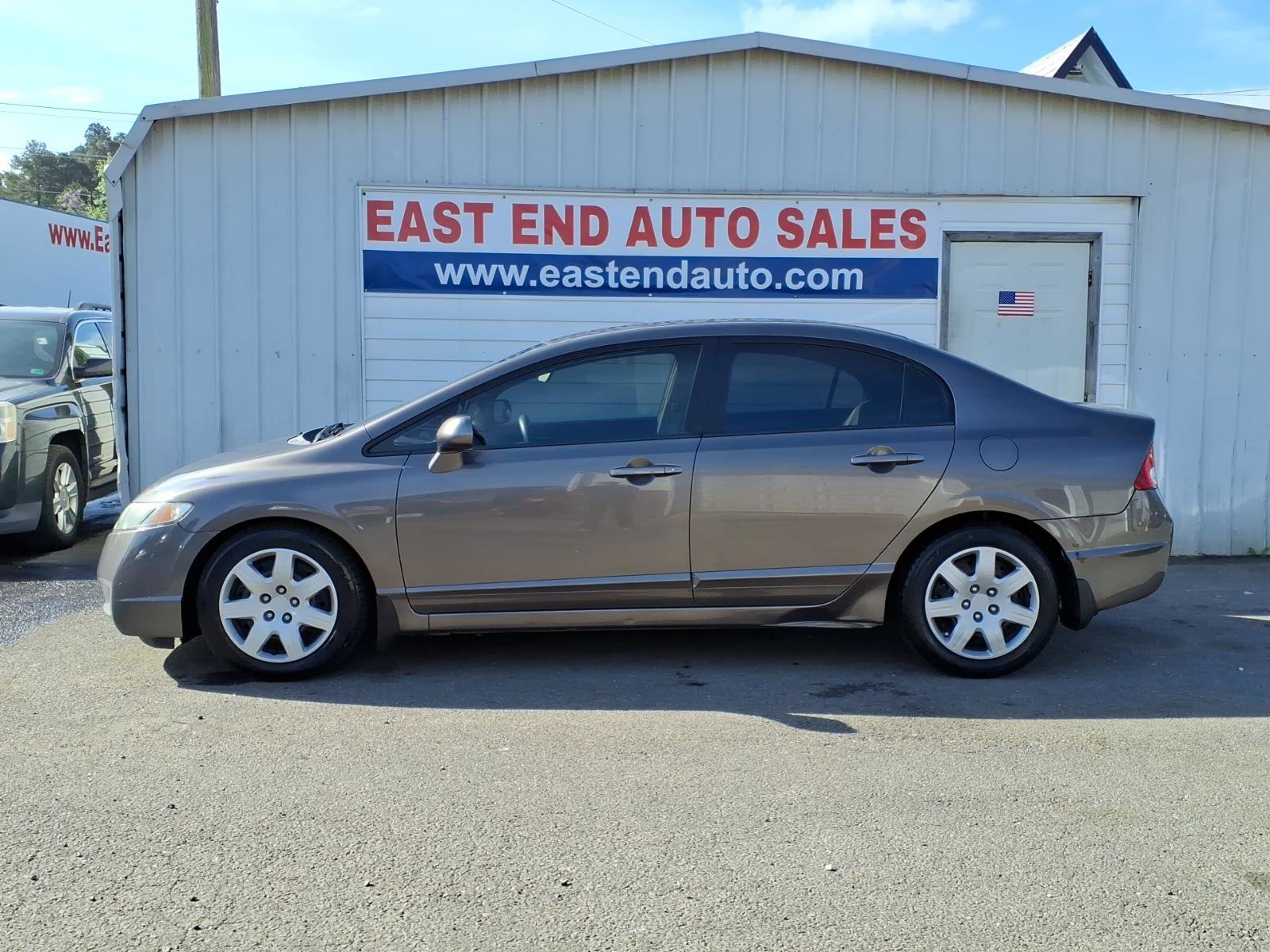 Used 2010 Honda Civic LX image 2