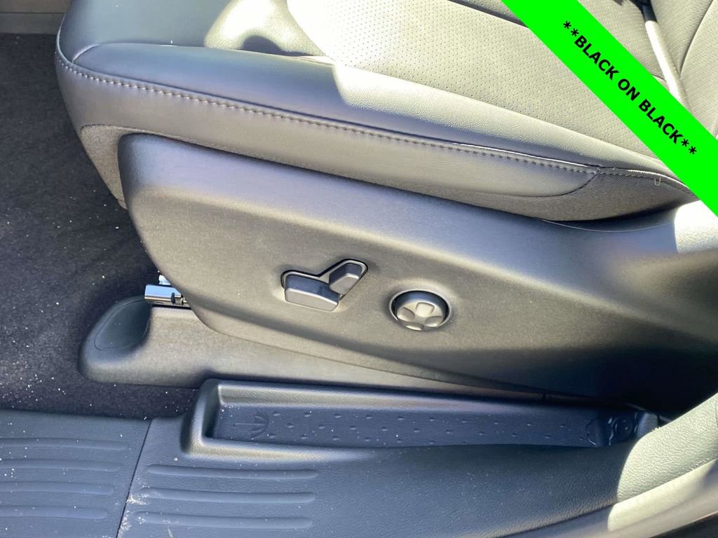 New 2026 Chrysler Pacifica Select w/ S Appearance Package image 17