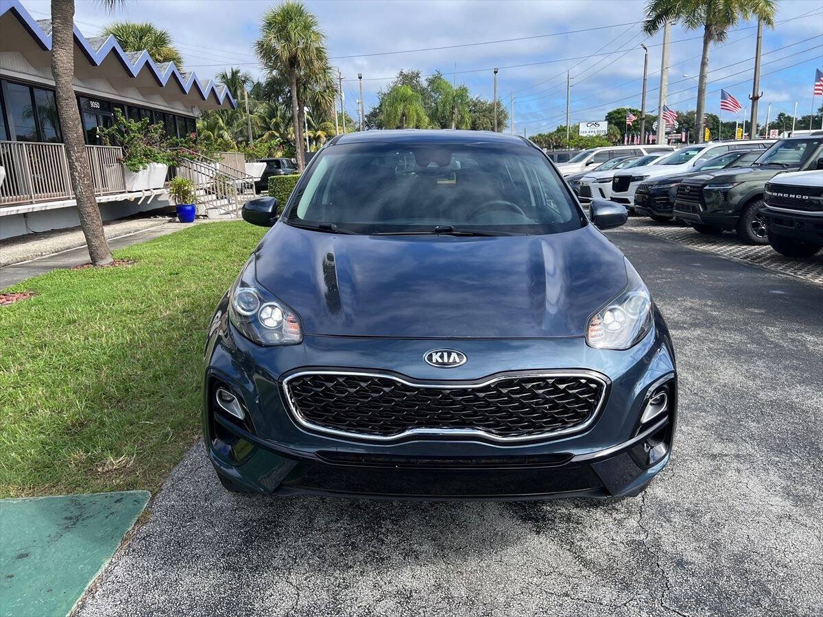 Used 2021 Kia Sportage LX AWD/4WD image 3
