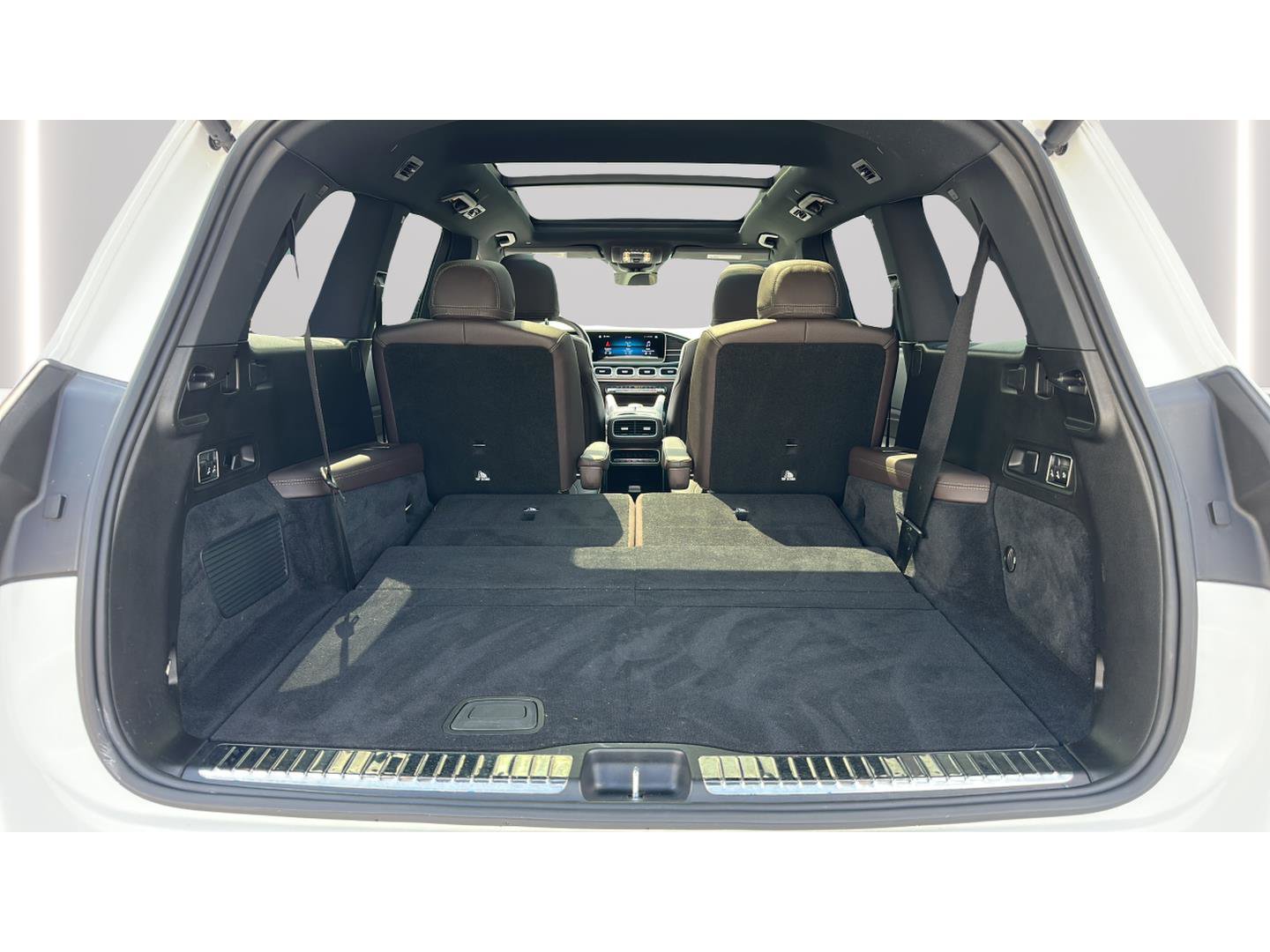 Used 2022 Mercedes-Benz GLS 450 4MATIC image 13