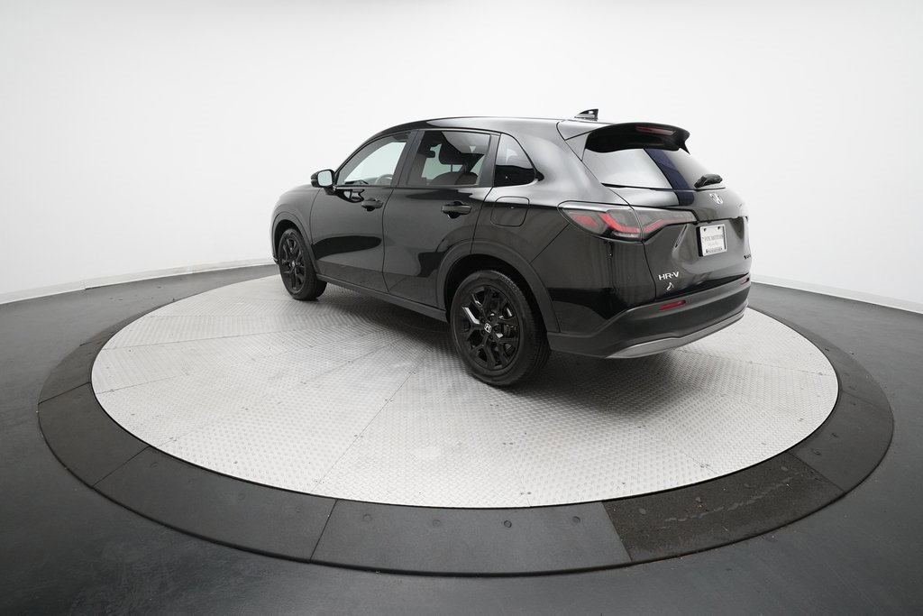 Certified 2025 Honda HR-V Sport image 12