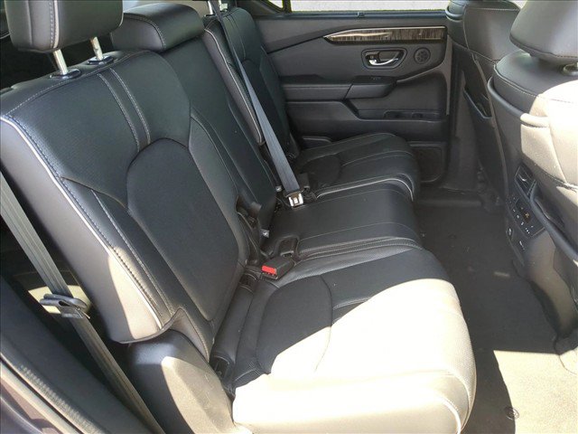 Used 2023 Honda Pilot Elite image 19