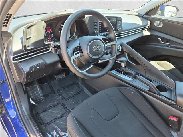 Used 2023 Hyundai Elantra SEL FWD image 10