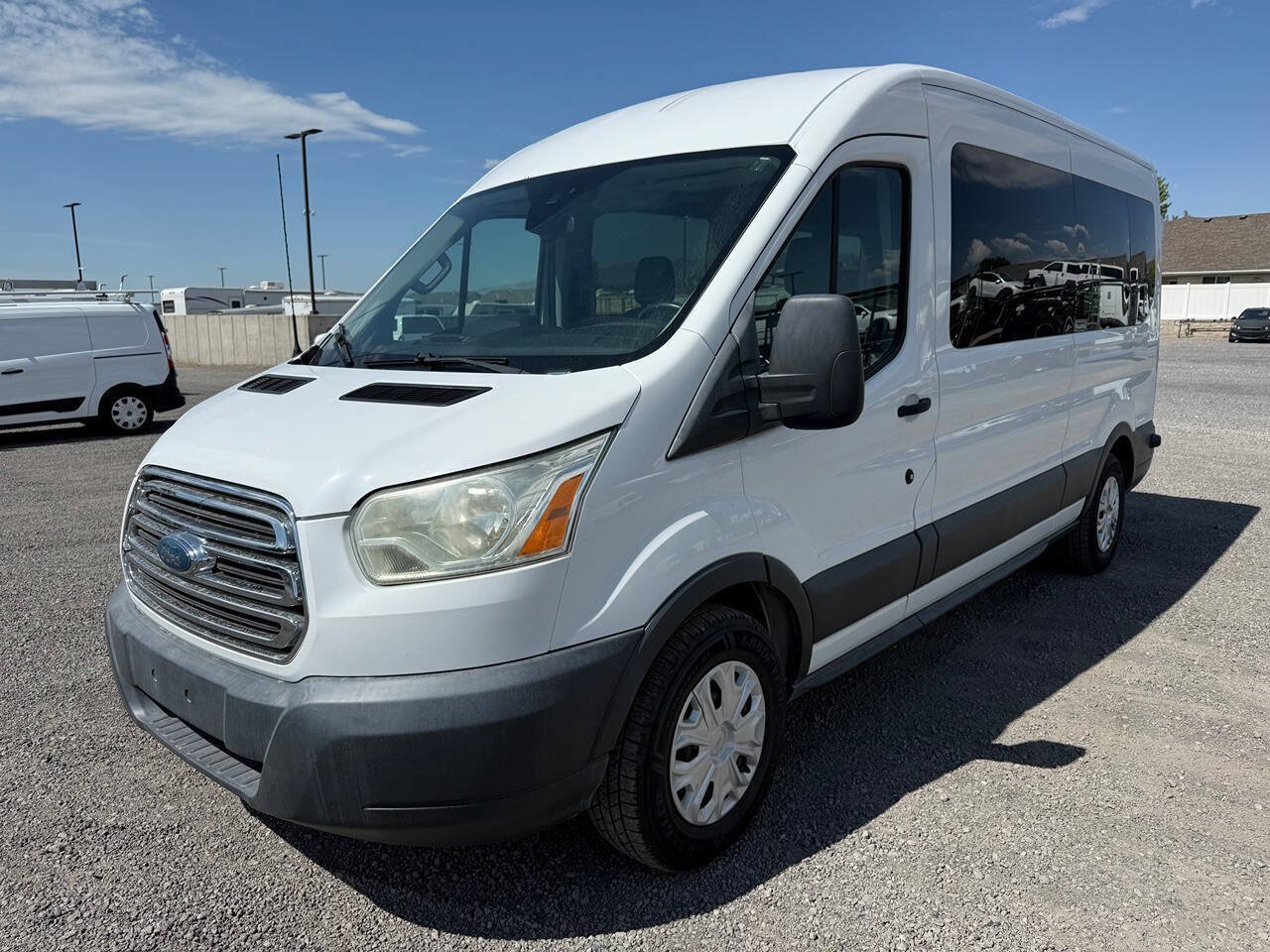 Used 2016 Ford Transit 350 XLT RWD image 7