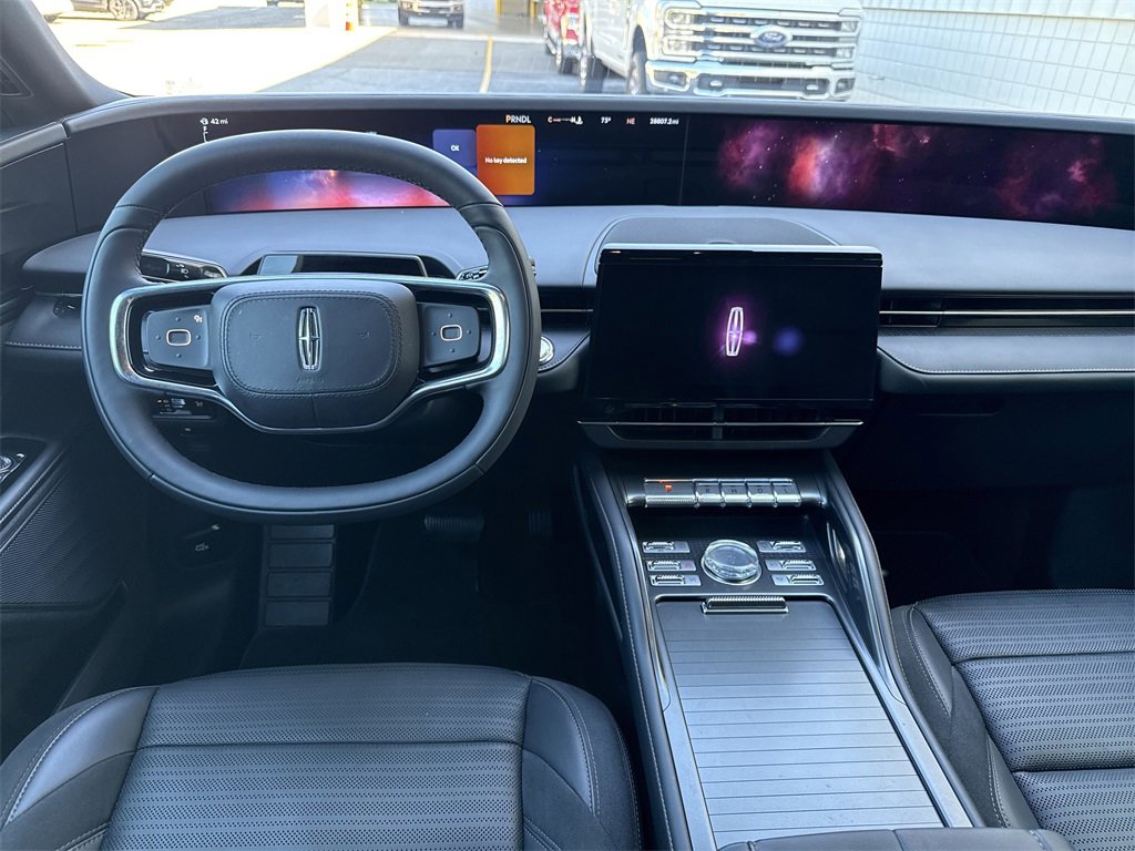 Used 2024 Lincoln Nautilus Reserve w/ Jet Appearance Package (87T) image 9