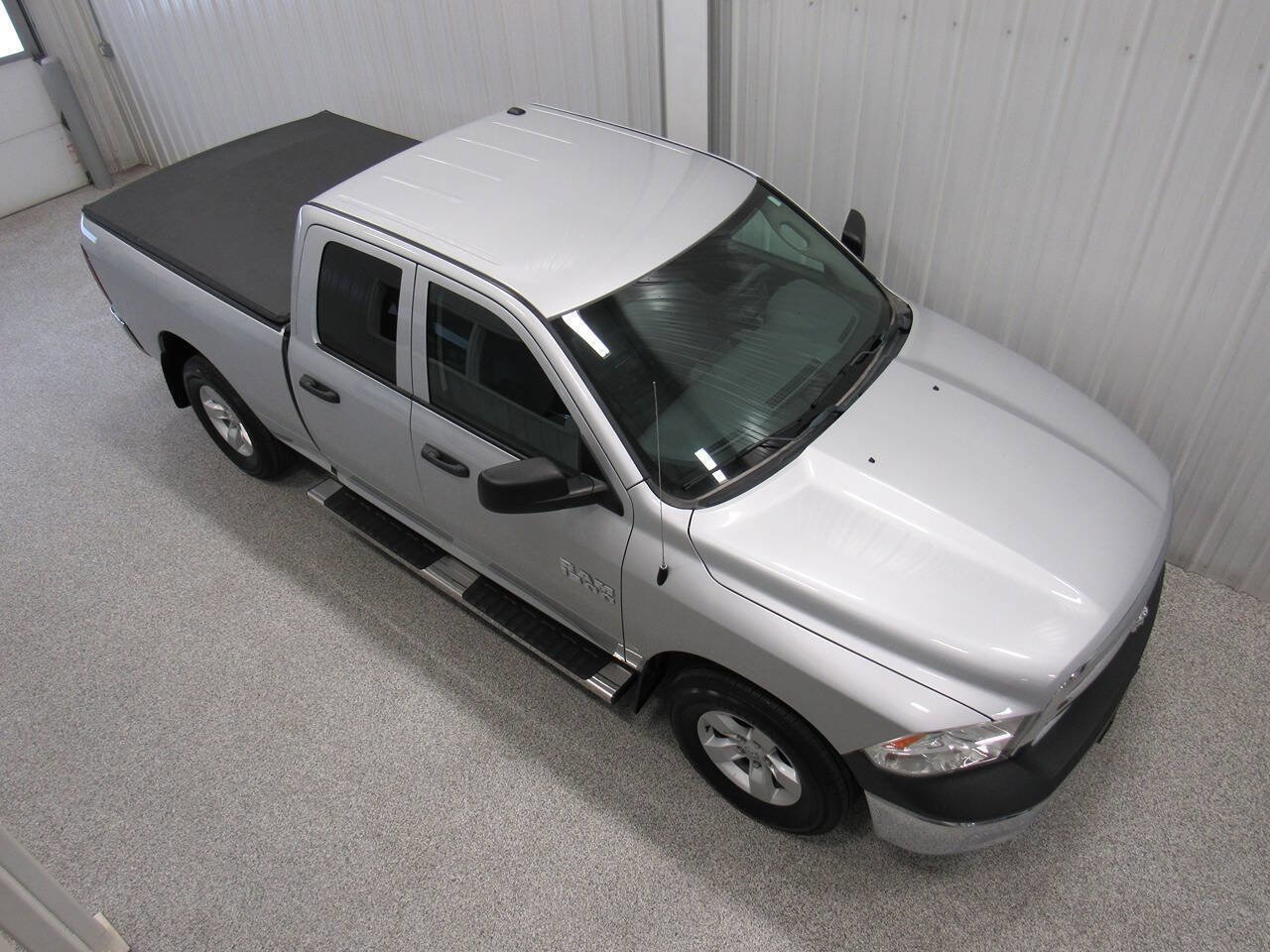 Used 2018 RAM 1500 ST w/ SXT Appearance Group AWD/4WD image 5