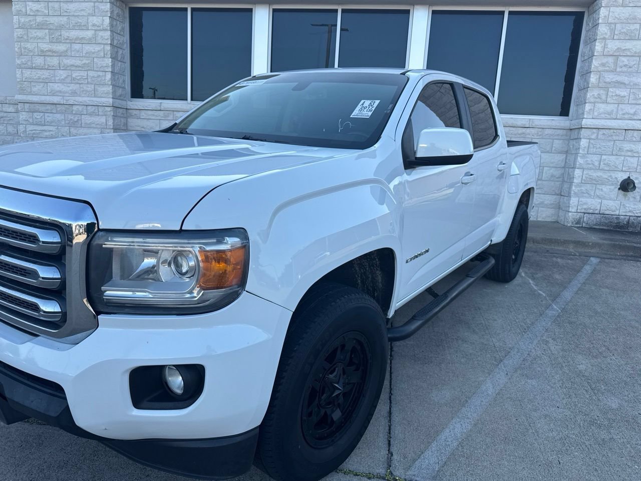 Used 2017 GMC Canyon SLE
