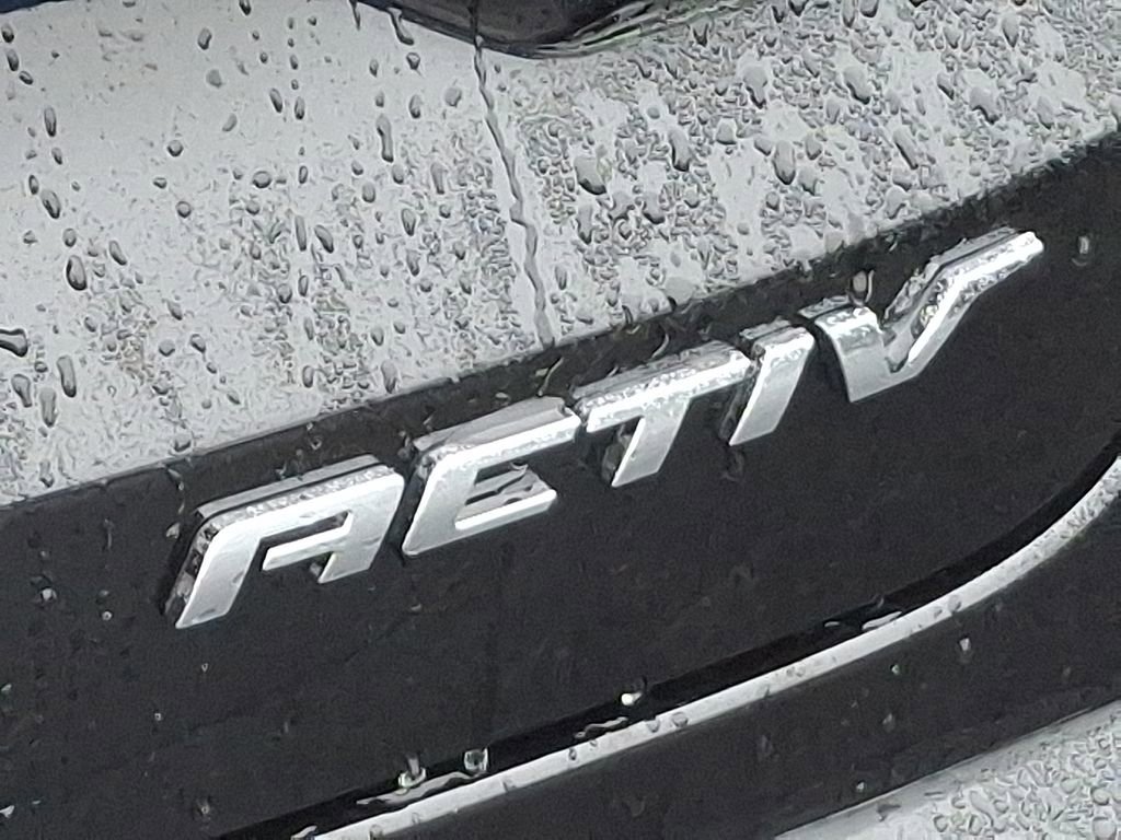 Certified 2025 Chevrolet Trax ACTIV image 31