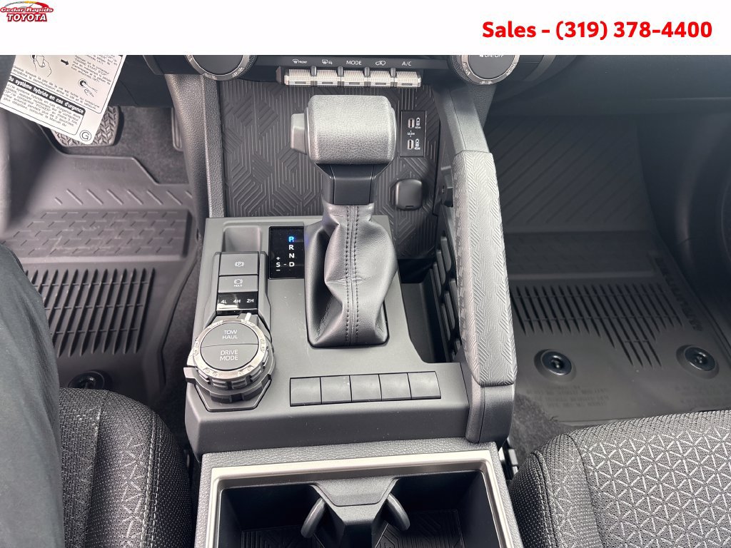 New 2026 Toyota 4Runner SR5 AWD/4WD image 16