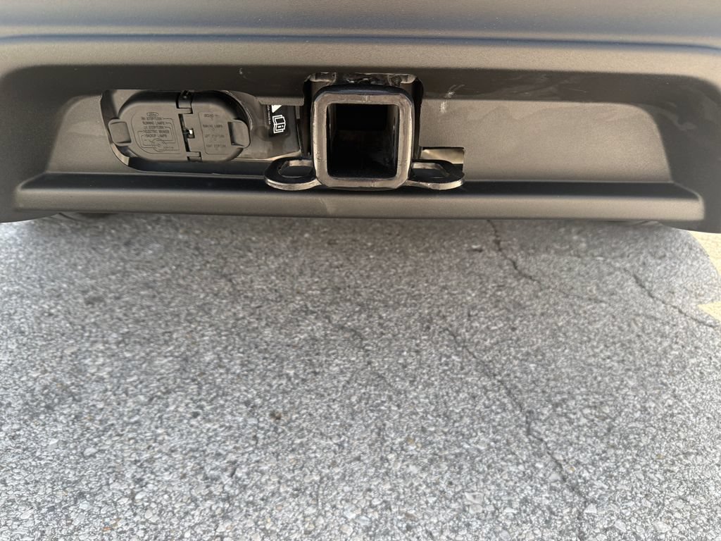 Used 2025 Ford Explorer ST AWD/4WD image 9