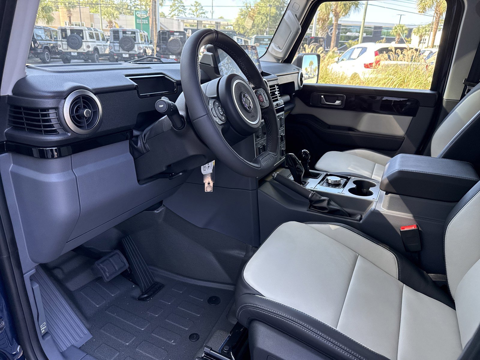 New 2025 INEOS Grenadier Fieldmaster Edition AWD/4WD image 12