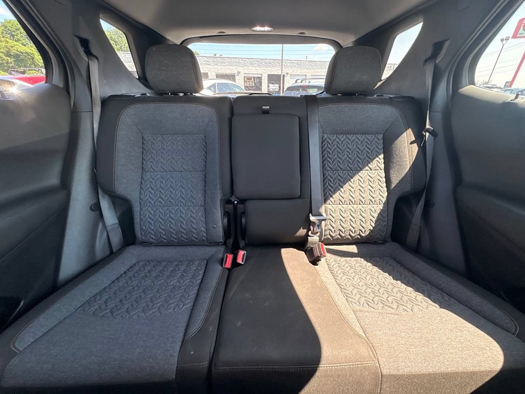 Used 2023 Chevrolet Equinox LT w/ Driver Convenience Package AWD/4WD image 29