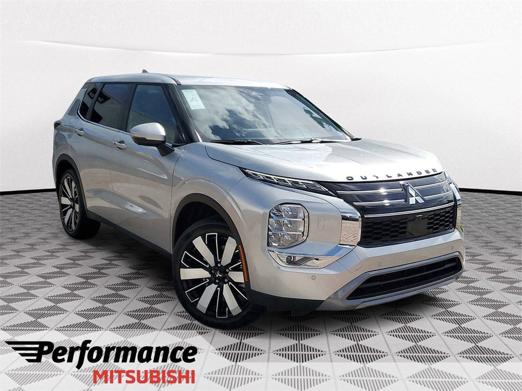 New 2025 Mitsubishi Outlander SE image 1