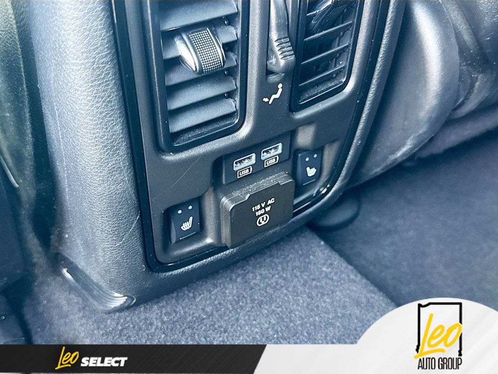 Used 2025 Dodge Durango GT AWD/4WD image 29