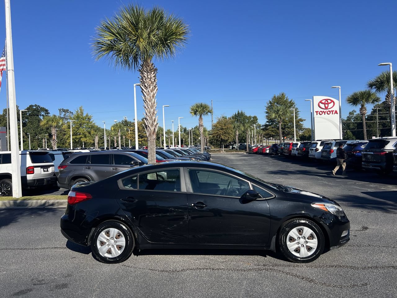 Used 2015 Kia Forte LX FWD image 11
