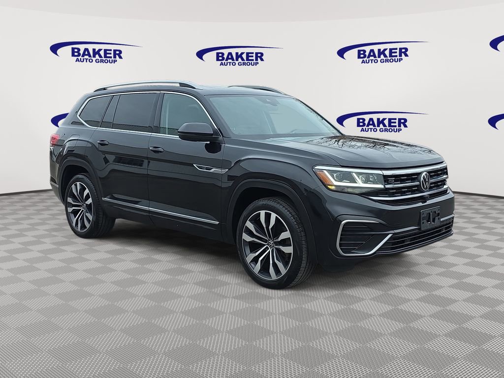 Used 2022 Volkswagen Atlas SEL Premium image 3