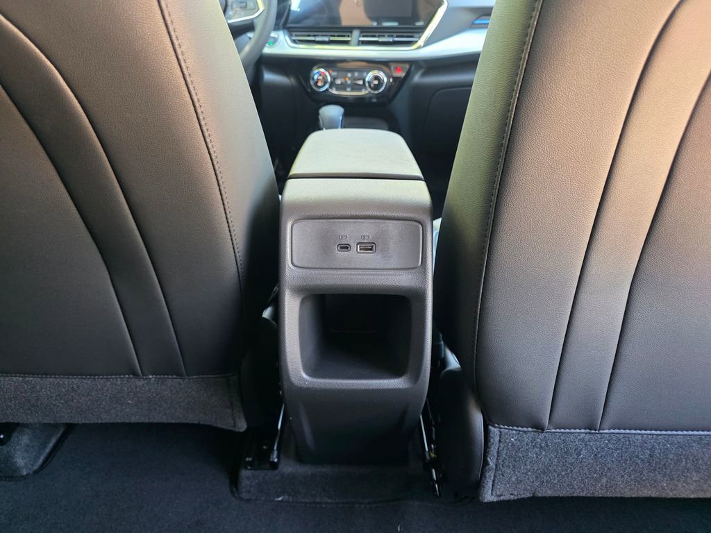 New 2026 Chevrolet Trax LT image 9