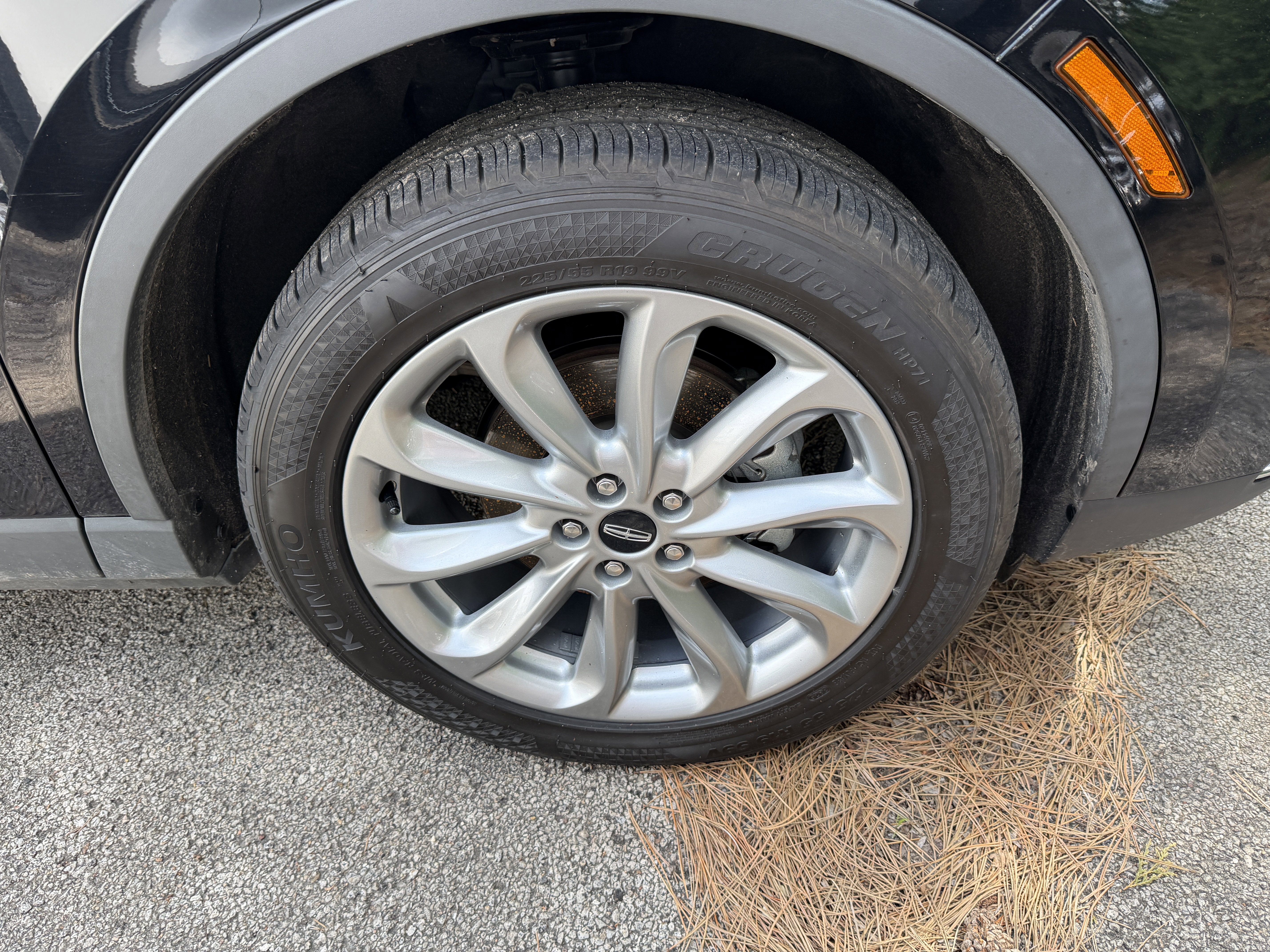 Used 2021 Lincoln Corsair AWD w/ Premium Package image 13