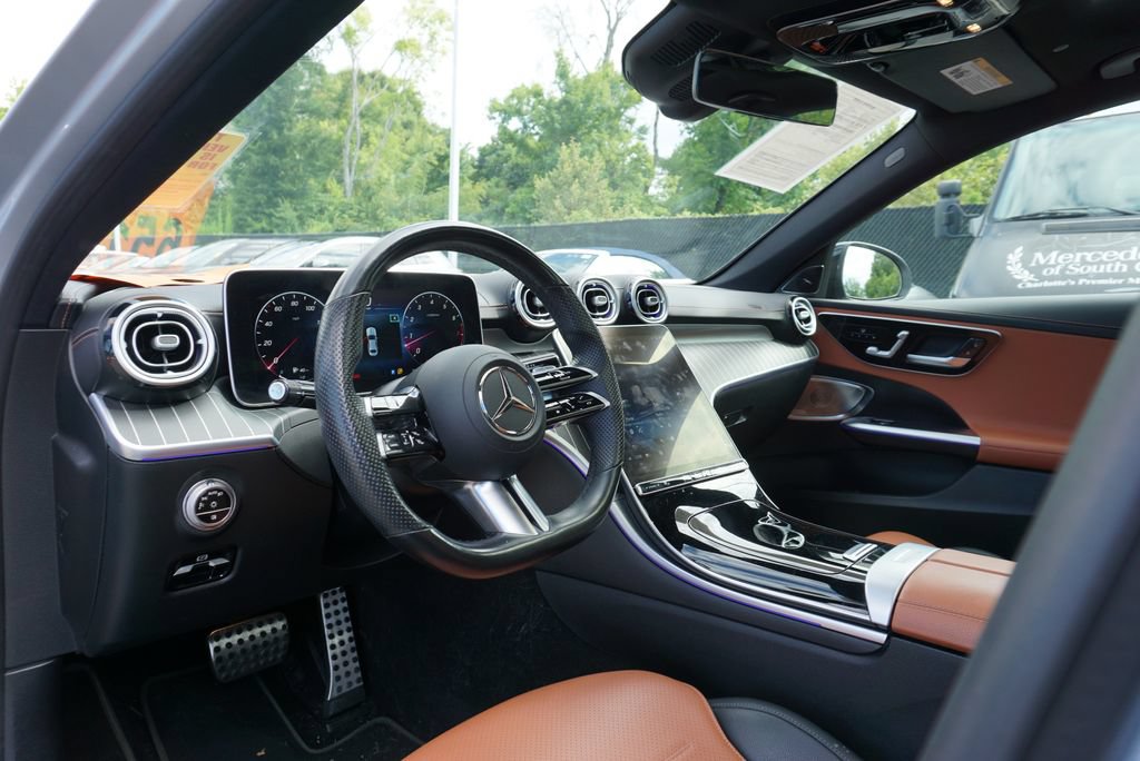 Used 2022 Mercedes-Benz C 300 4MATIC Sedan image 11