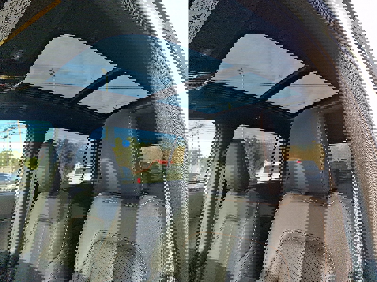 New 2026 Jeep Cherokee Overland w/ Trailer Tow Group image 13