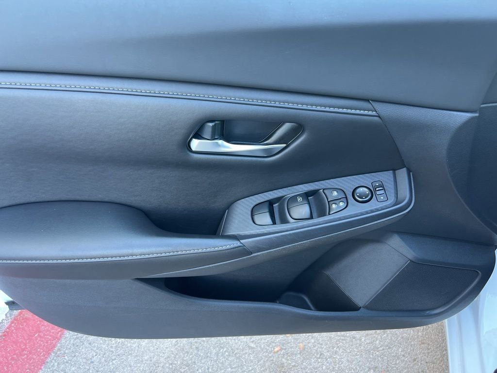 Used 2023 Nissan Sentra SV w/ Trunk Package image 13