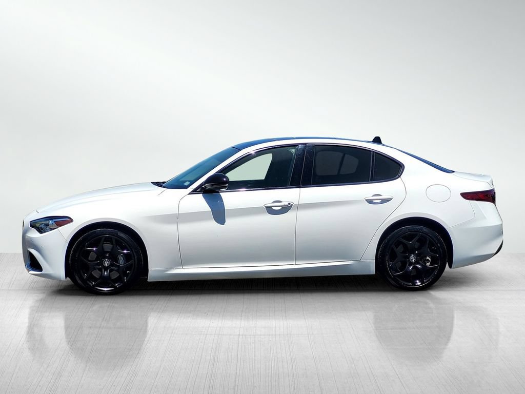 Used 2021 Alfa Romeo Giulia Sprint w/ Nero Edizione AWD/4WD image 7