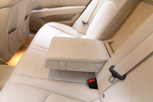 Used 2006 Mercedes-Benz E 350 Sedan image 90